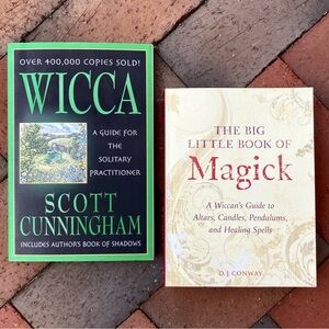 2 Wicca Scott Cunningham The Big Little Book of Magick Pagan Witchcraft Spell